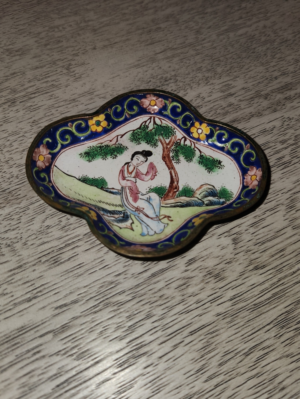 Antique Chinese Canton Enamel Quatrefoil Pin Dish Copper/Enamel